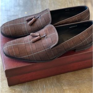 Brand new Mezlan Loafer